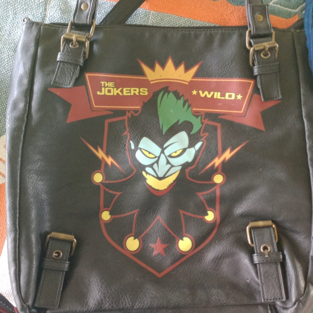 Joker leather purse